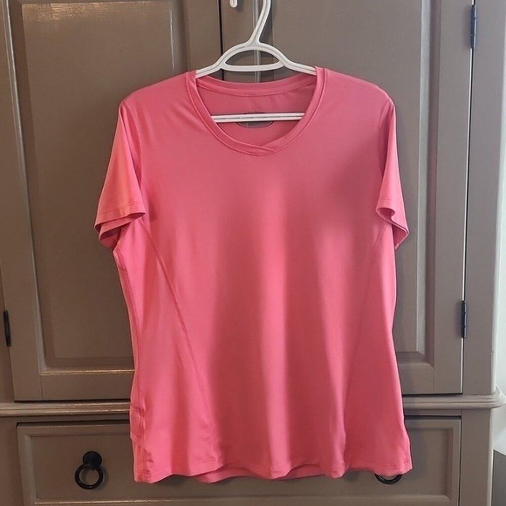 REI Performance top size small